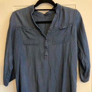 Women's Chambray Tunic in Size Small